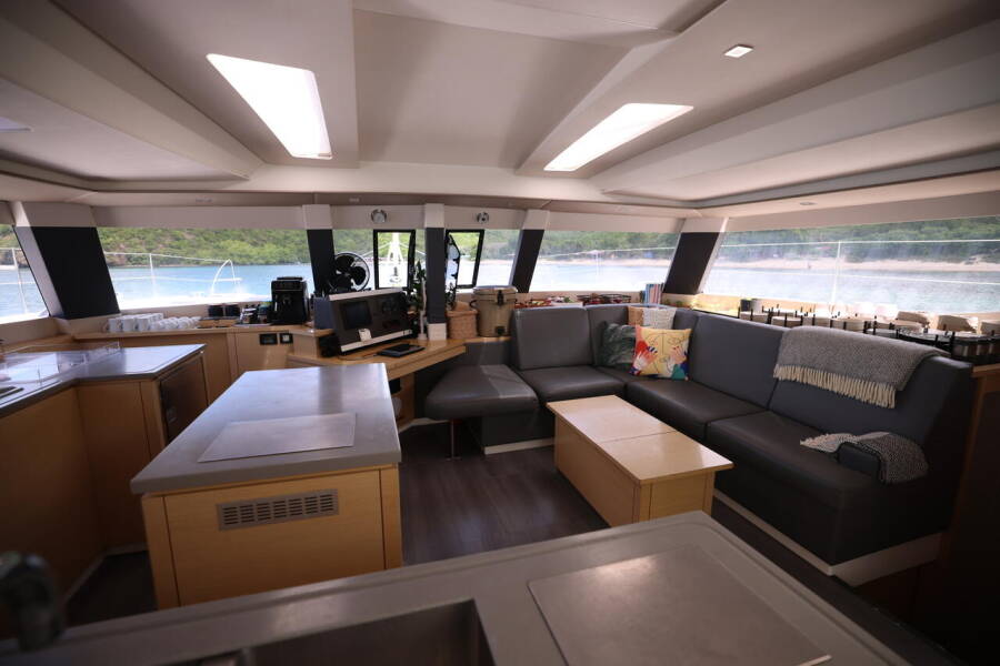 Fountaine Pajot Saba 50 Purpose