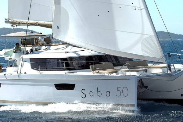 Fountaine Pajot Saba 50 Bicos