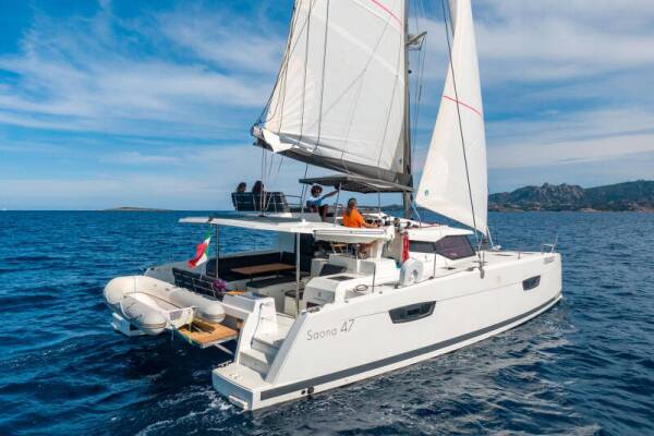 Fountaine Pajot Saona 47 Quintet Orsa 3