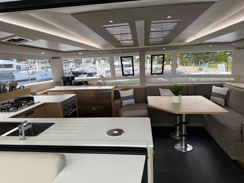 Fountaine Pajot Tanna 47 Maestro Playful