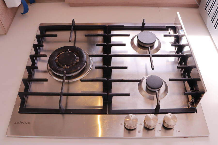 Fountaine Pajot Tanna 47 No Shoes_X