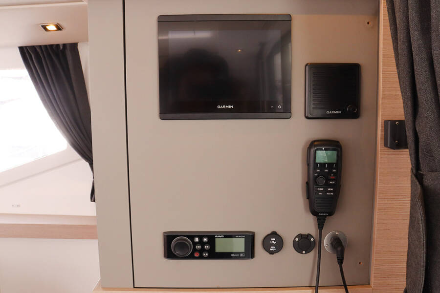 Fountaine Pajot Tanna 47 No Shoes_X