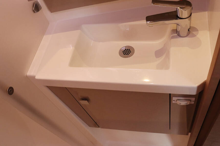 Fountaine Pajot Tanna 47 No Shoes_X