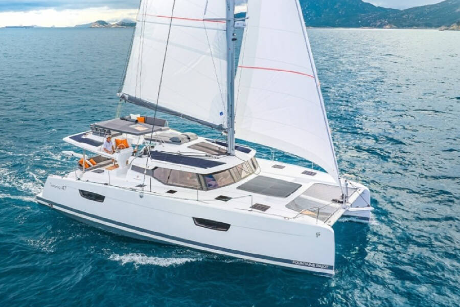 Fountaine Pajot Tanna 47 Angara