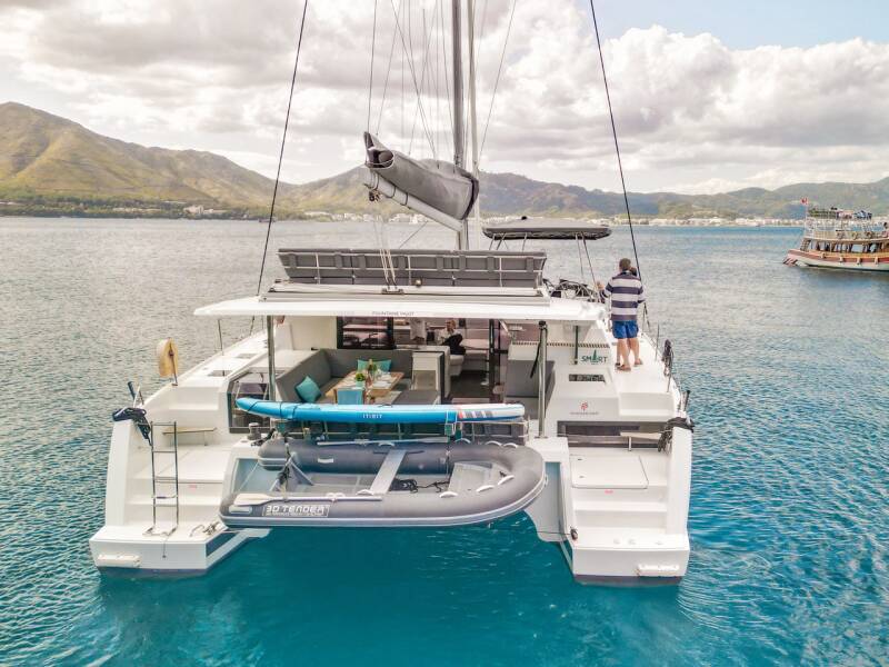 Fountaine Pajot Tanna 47 Smart Way