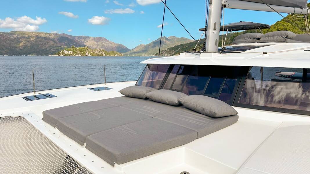 Fountaine Pajot Tanna 47 Smart Way