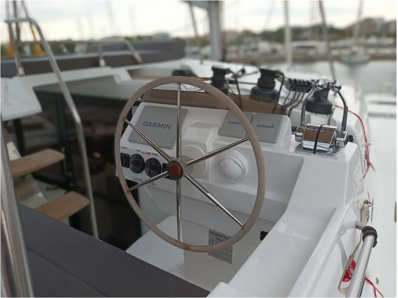 Fountaine Pajot Tanna 47 Eros