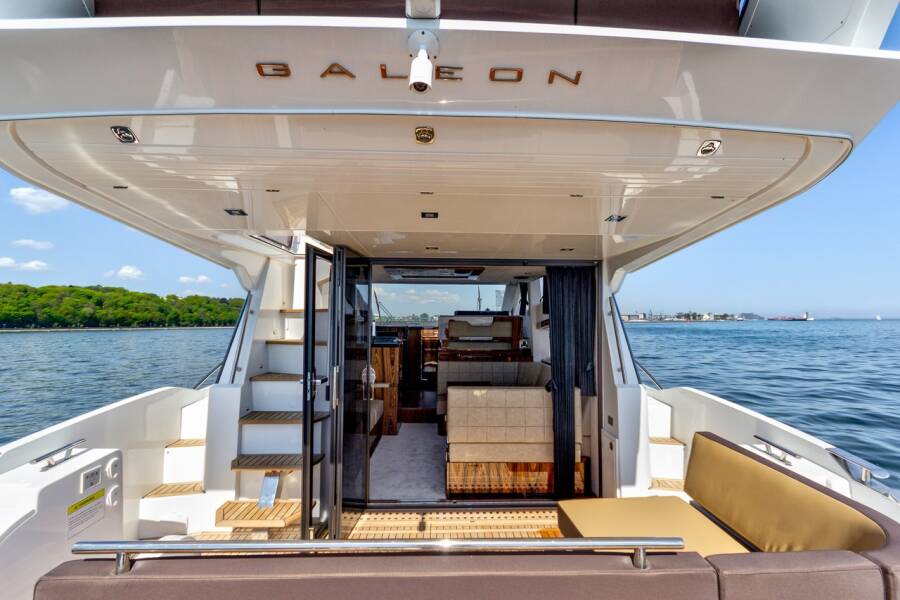 Galeon 420 Amber Blue