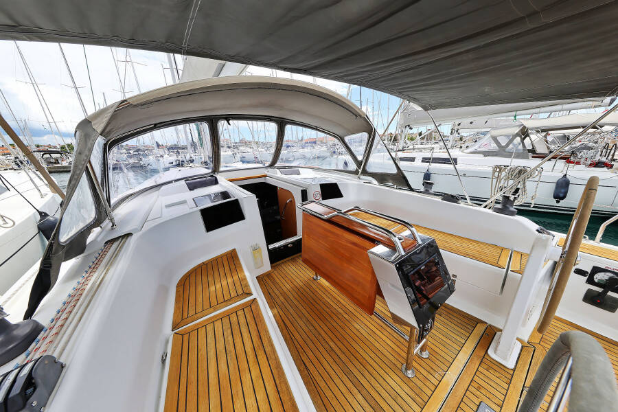 Hanse 415 Natali