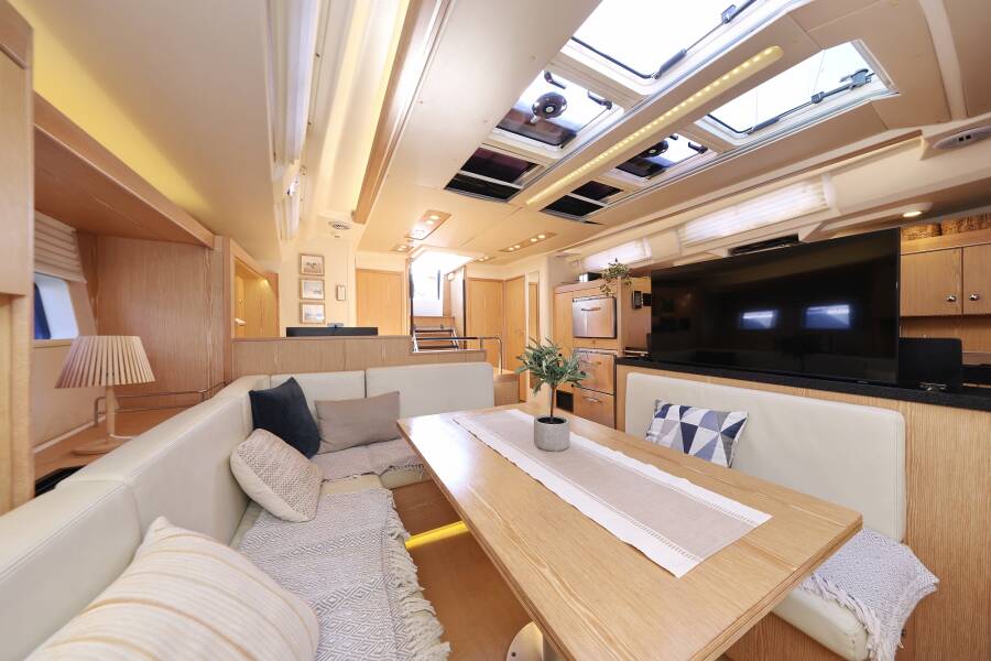 Hanse 575 Amethyst