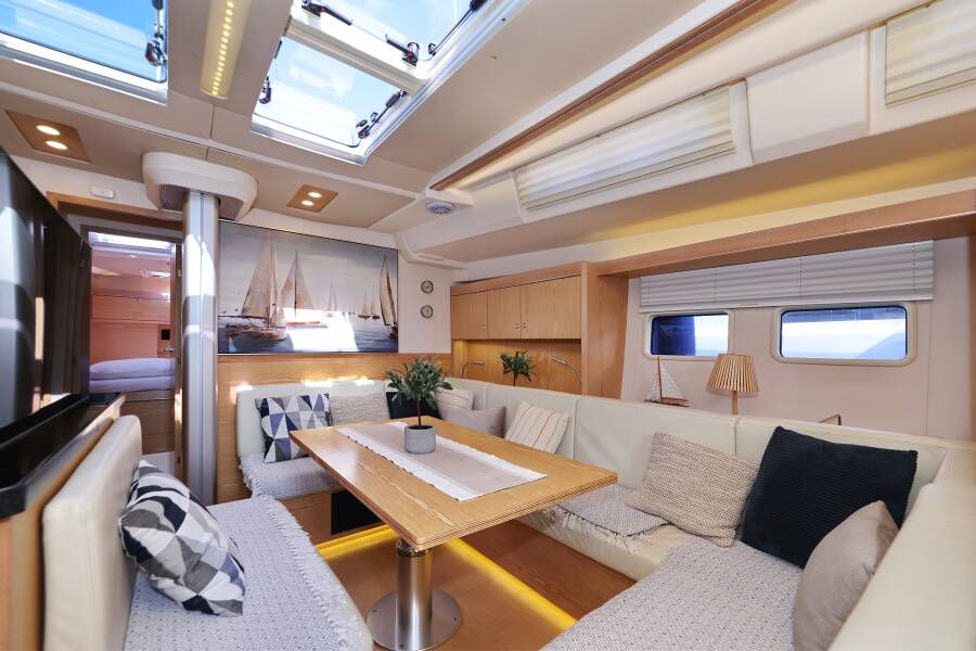 Hanse 575 Amethyst