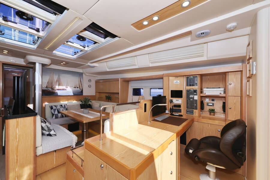Hanse 575 Amethyst