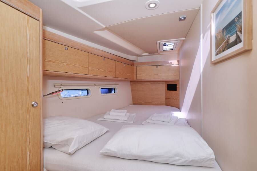 Hanse 575 Amethyst