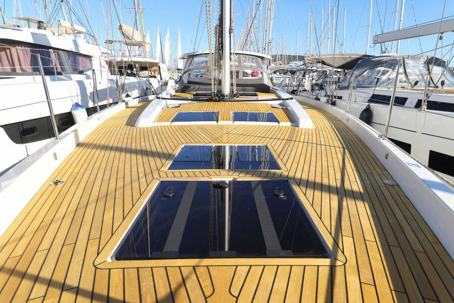 Hanse 588 Citrus