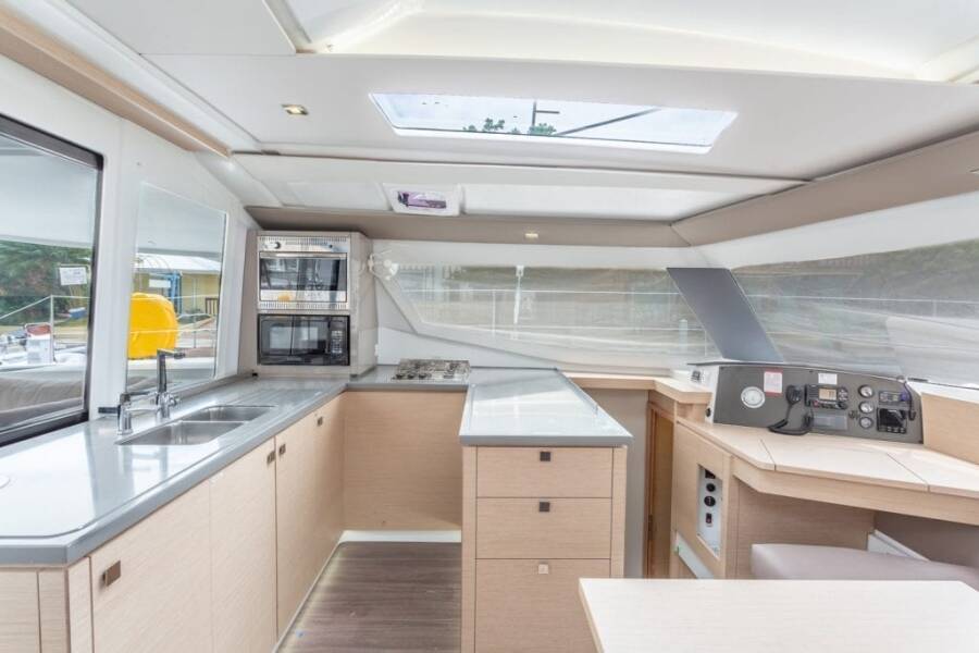 Helia 44 Altair