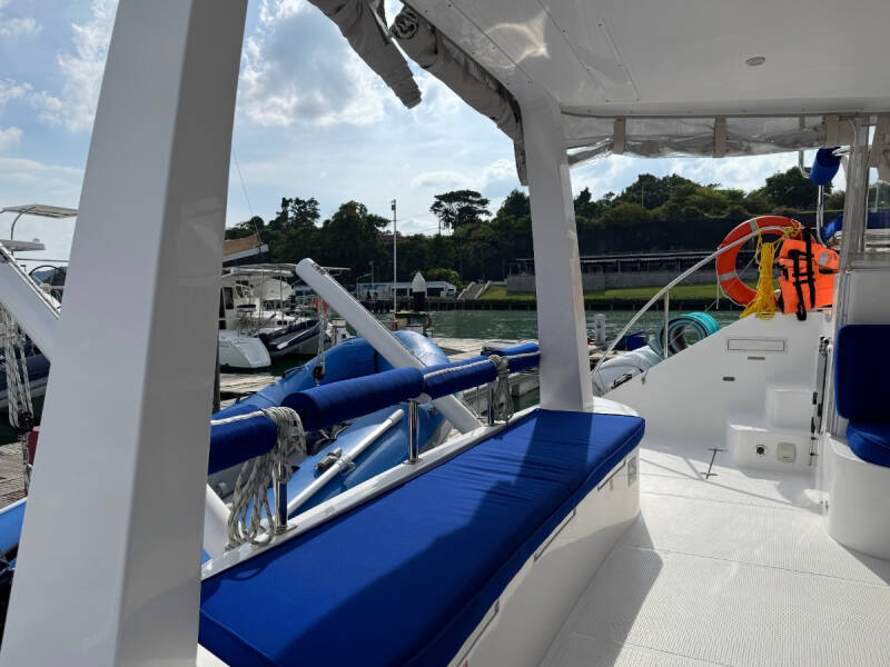 Island Spirit 410 Gauthai