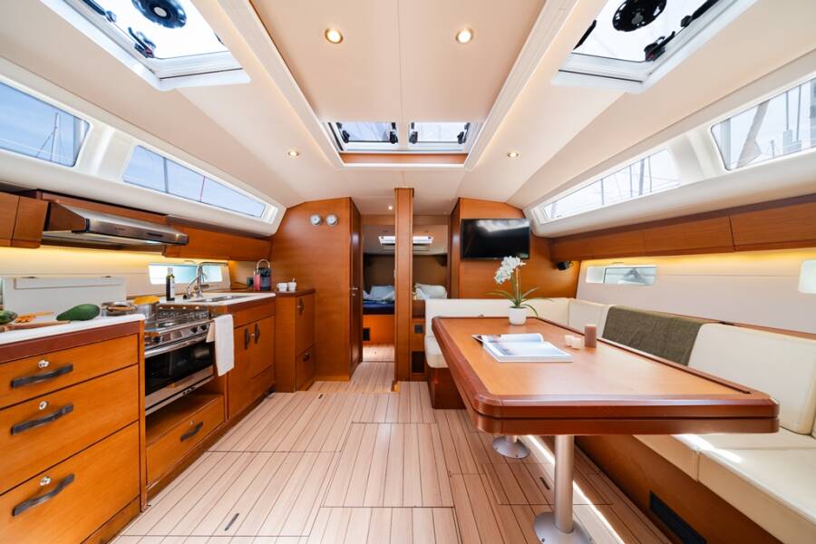 Jeanneau 54 Celena IV