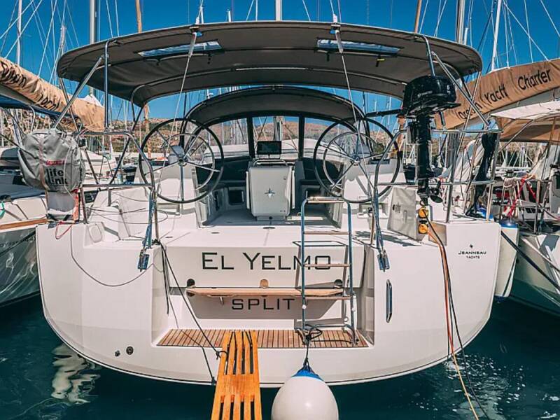 Jeanneau 54 El Yelmo