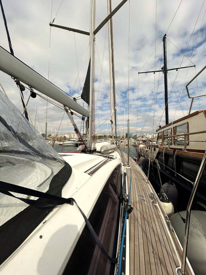 Jeanneau 57 Messenger