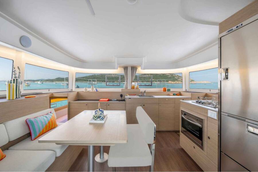 Lagoon 38 Furia