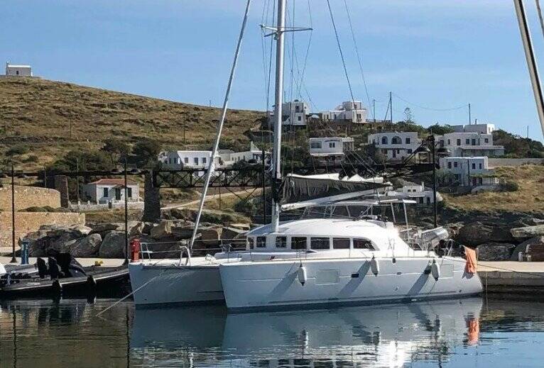 Lagoon 380 Butterfly