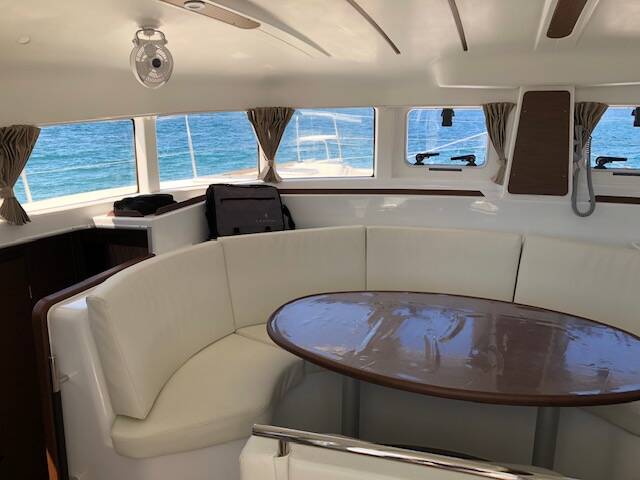 Lagoon 380 ECONOMY