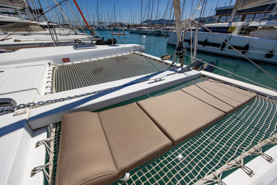 Lagoon 39 Deep Blue