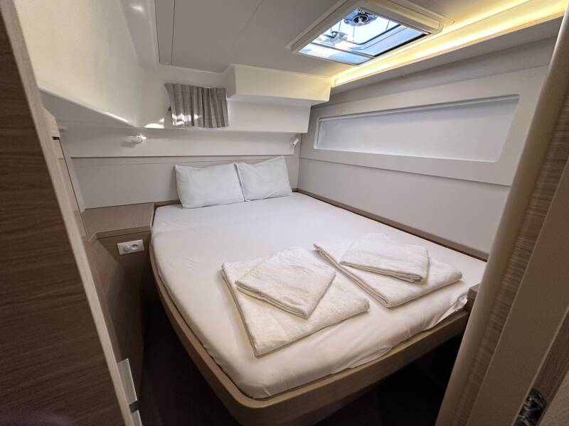 Lagoon 40 Sail Aries