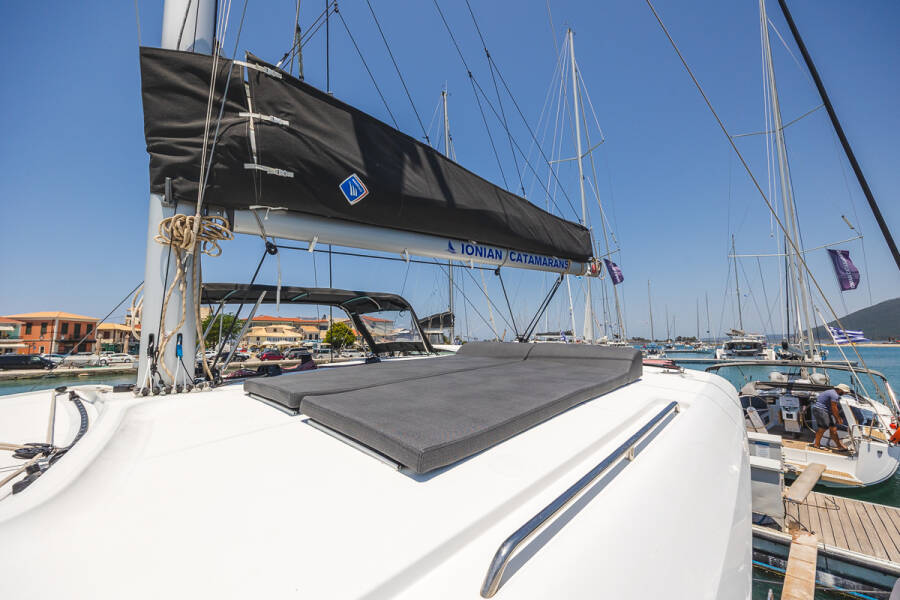 Lagoon 40 Deva