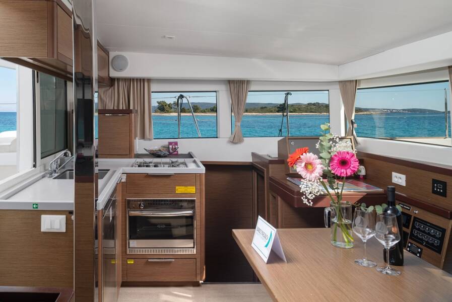 Lagoon 40 