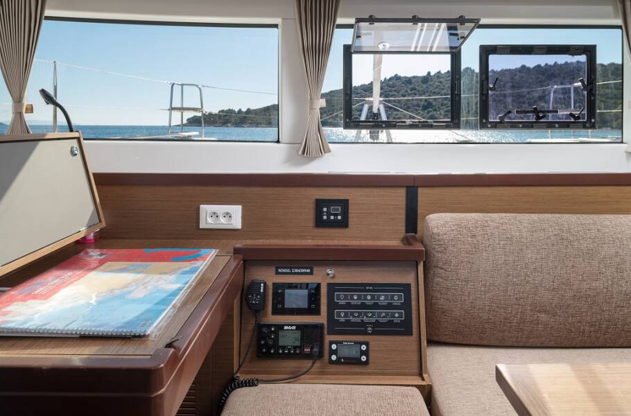 Lagoon 40 