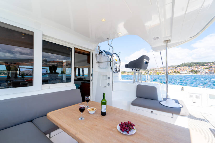 Lagoon 40 