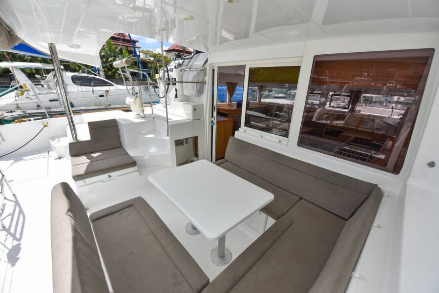 Lagoon 400 S2 Emilio