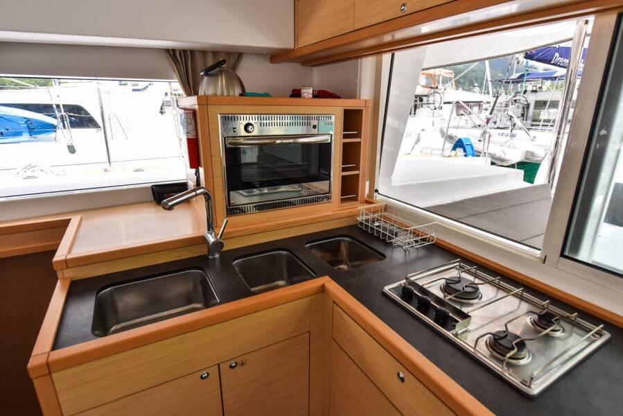 Lagoon 400 S2 Emilio