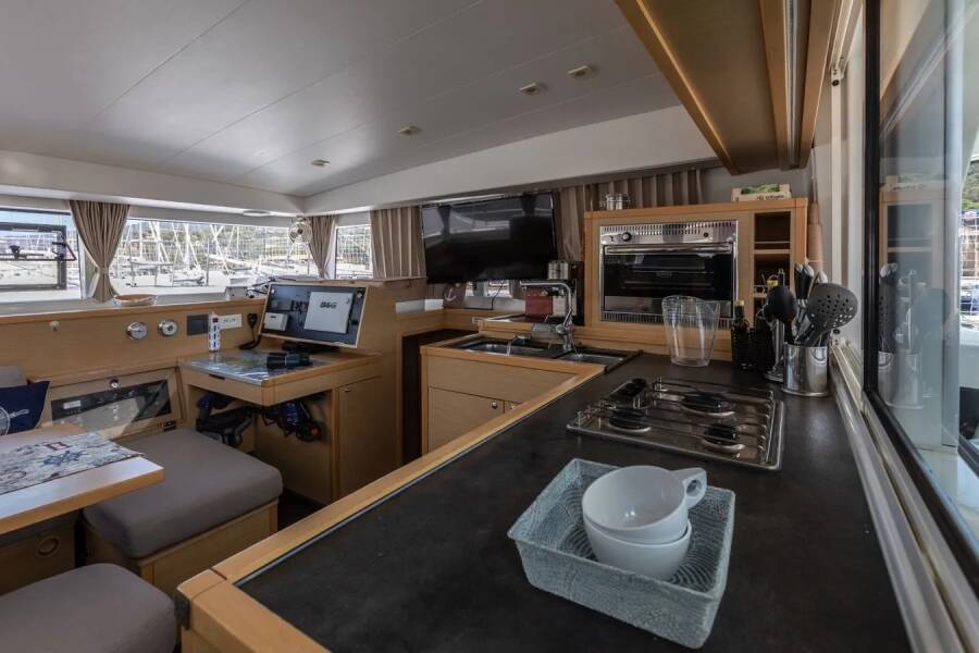 Lagoon 400 S2 Mirfak