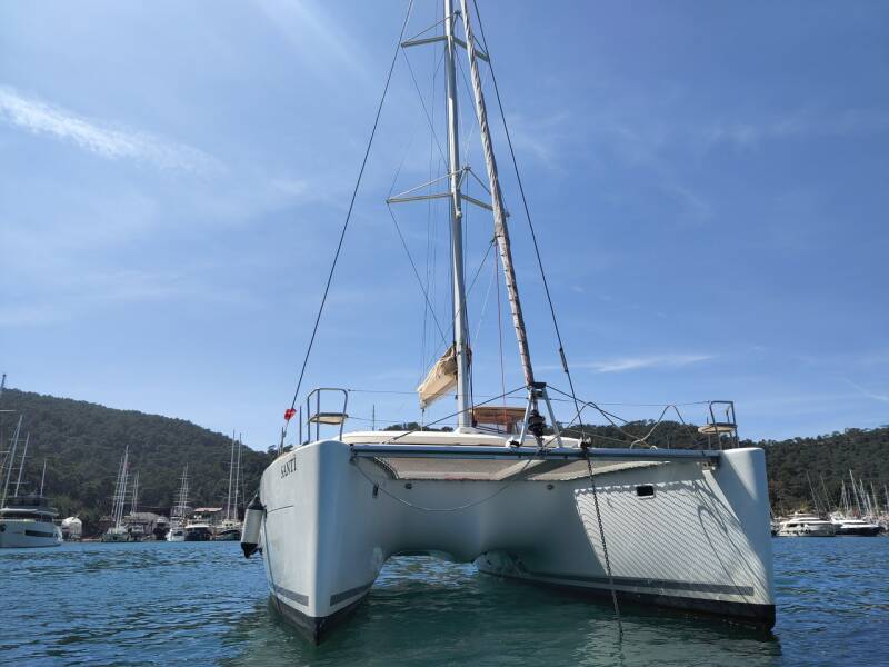 Lagoon 400 Santi