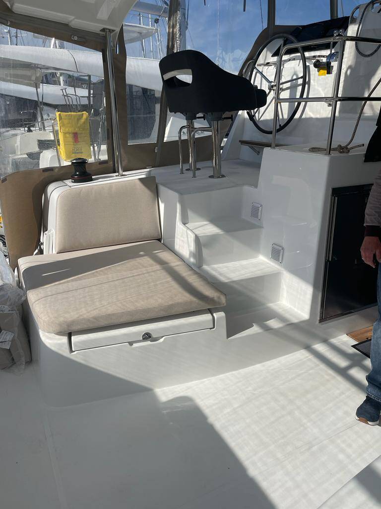 Lagoon 42 Millenium Slowdown