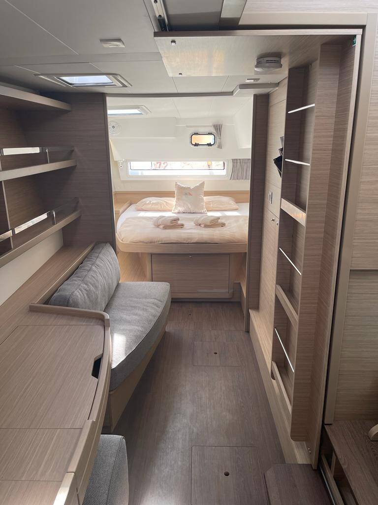 Lagoon 42 Millenium Slowdown