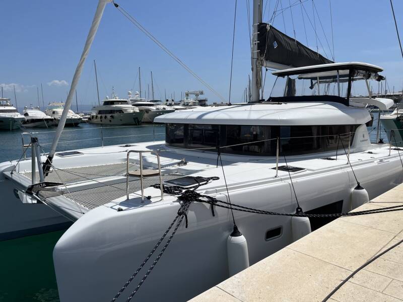 Lagoon 42 Luminor