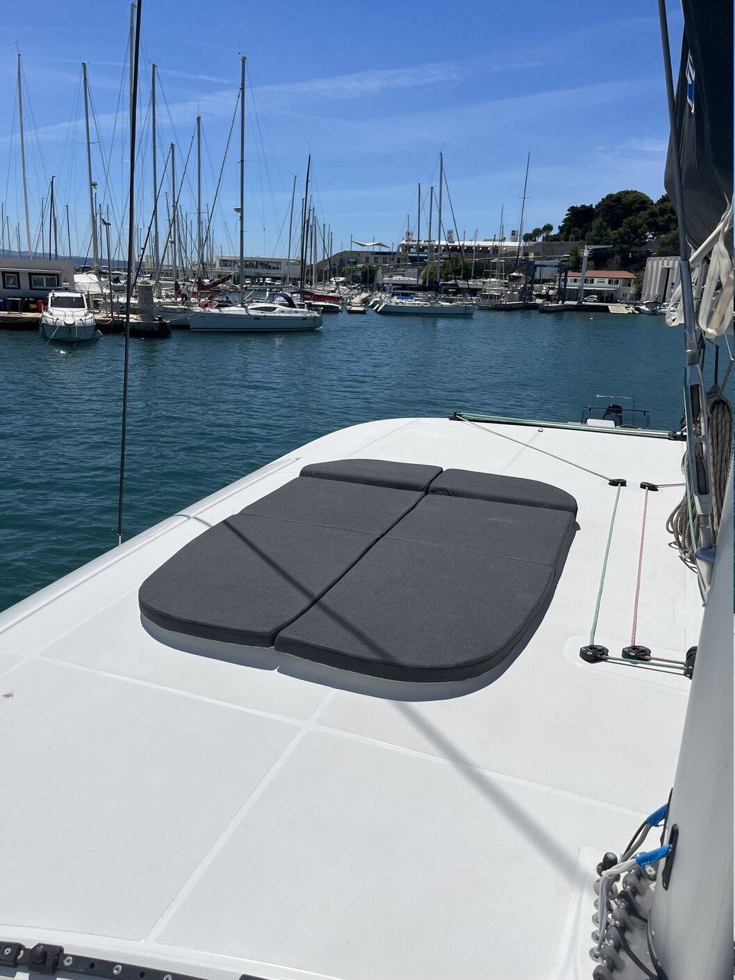 Lagoon 42 Luminor