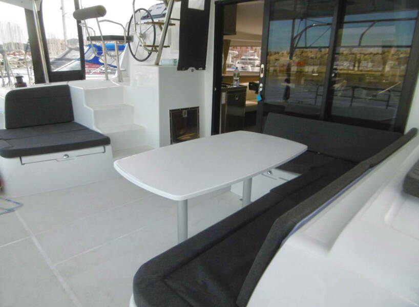 Lagoon 42 ECONOMY