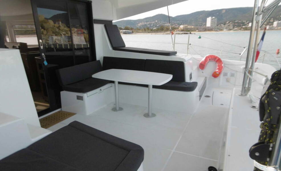 Lagoon 42 ECONOMY