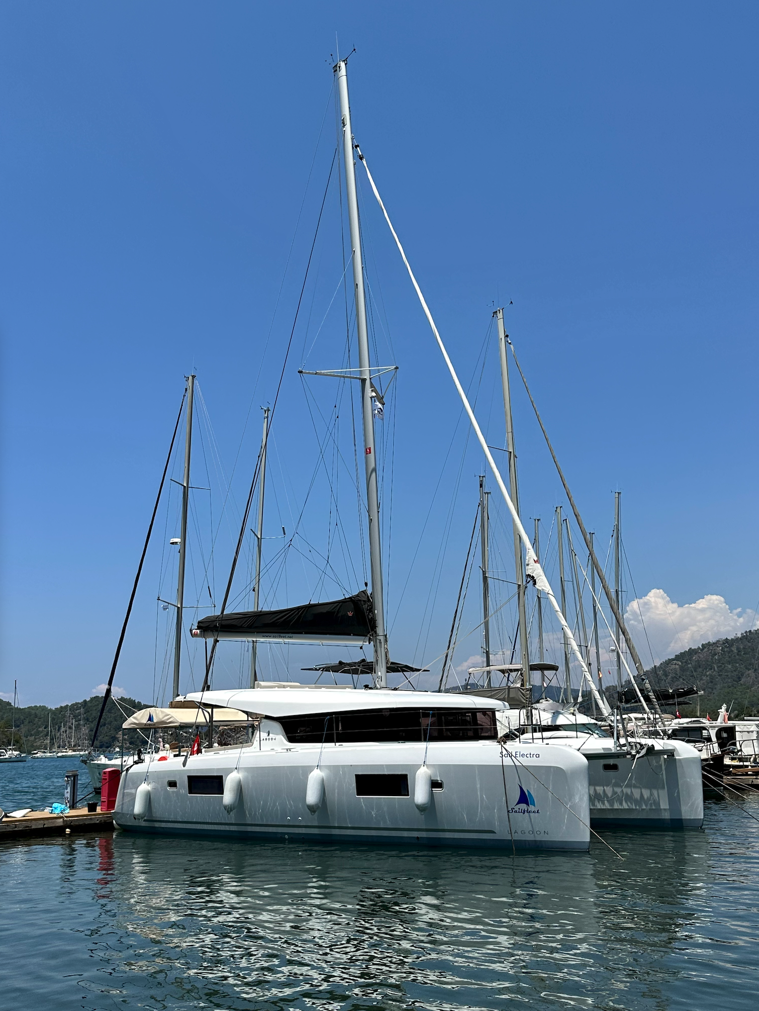 Lagoon 42 Sail Electra
