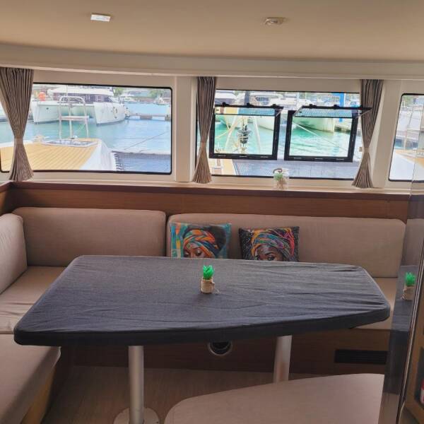 Lagoon 42 Best Love