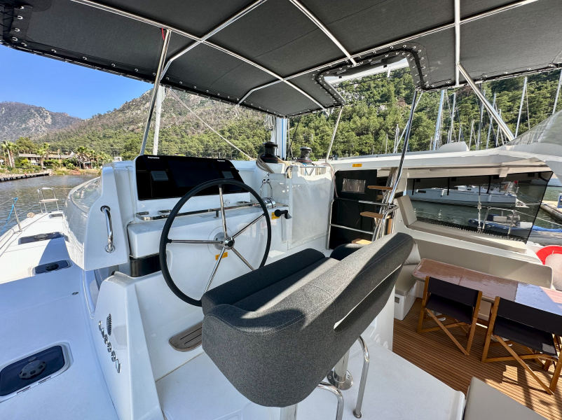 Lagoon 42 Sail Proteus