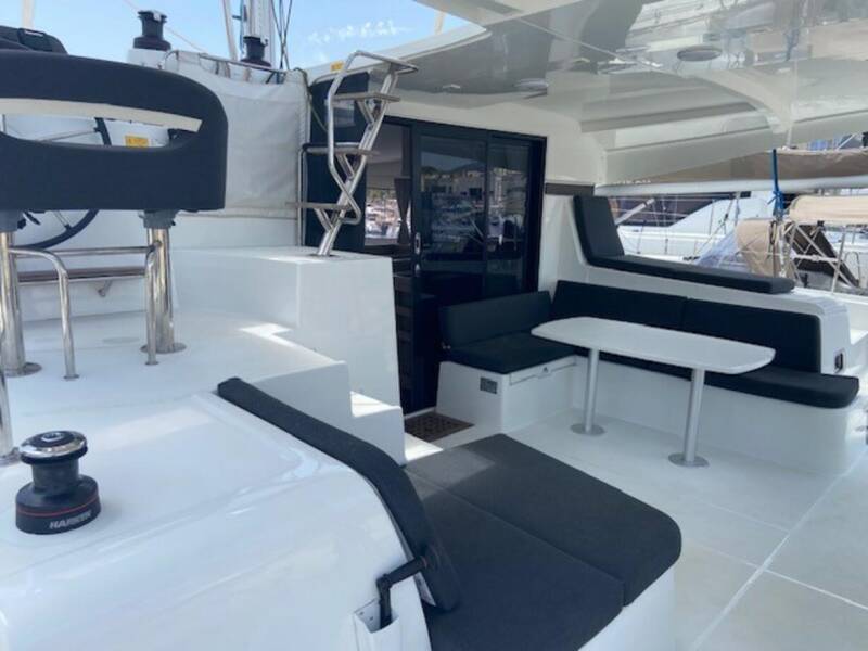 Lagoon 42 Laurencia