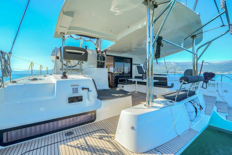 Lagoon 42 Olyntha