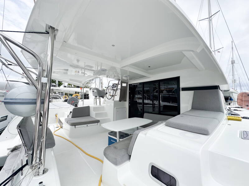 Lagoon 42 Island Riff