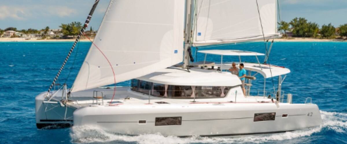 Lagoon 42 Double Trouble