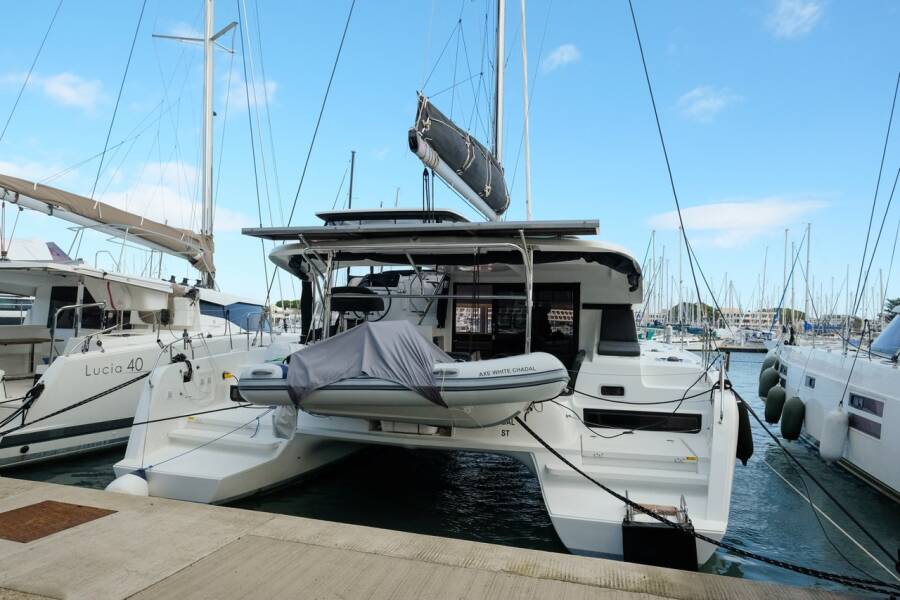 Lagoon 42 White Chadal